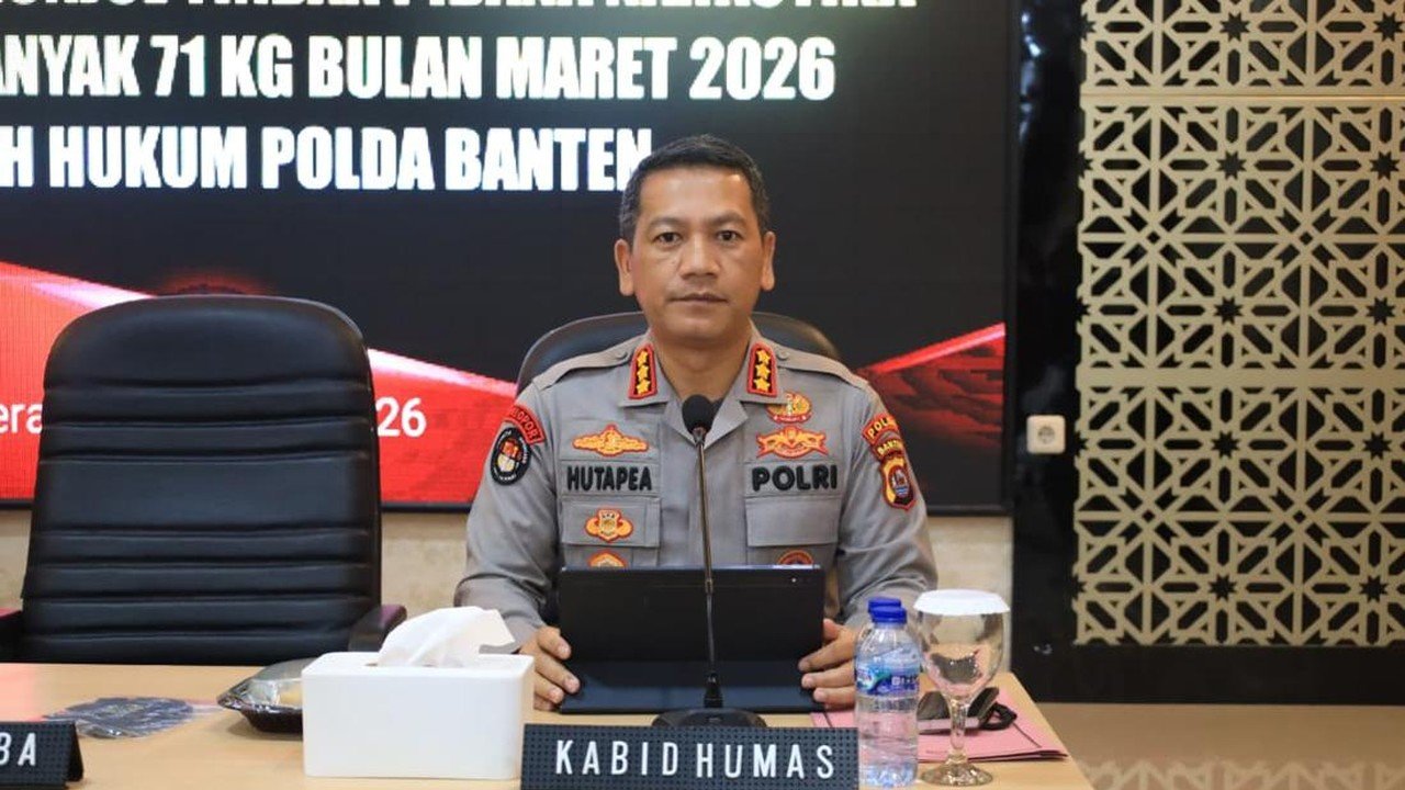 Adu Ejek Suporter Picu Kericuhan di Laga Persita vs Persija di BIS