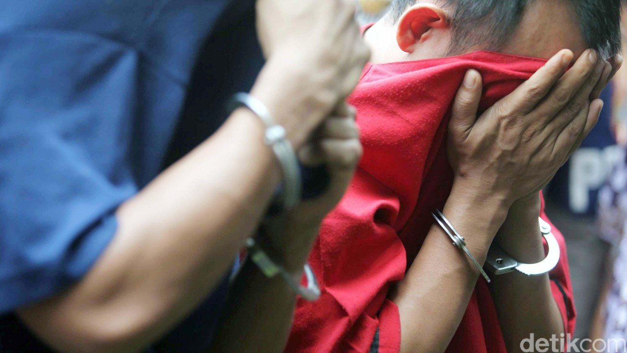 Aksi Begal Sadis: Ojol Dibacok Depan Stasiun Priok, Dua Pelaku Diringkus