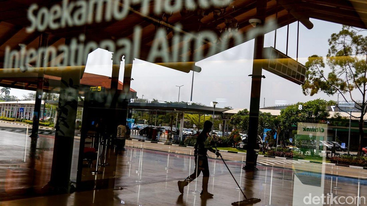 Bandara Soetta Pastikan Tak Ada Penumpukan Penumpang Akibat Pembatalan Penerbangan ke Arab Saudi