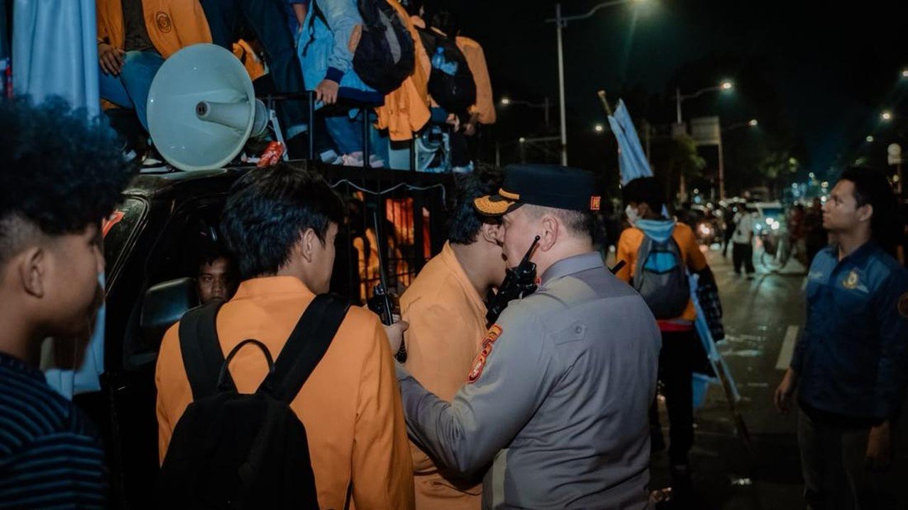 Demo Mahasiswa di Depan DPR Berakhir Damai, Polda Metro Beri Apresiasi