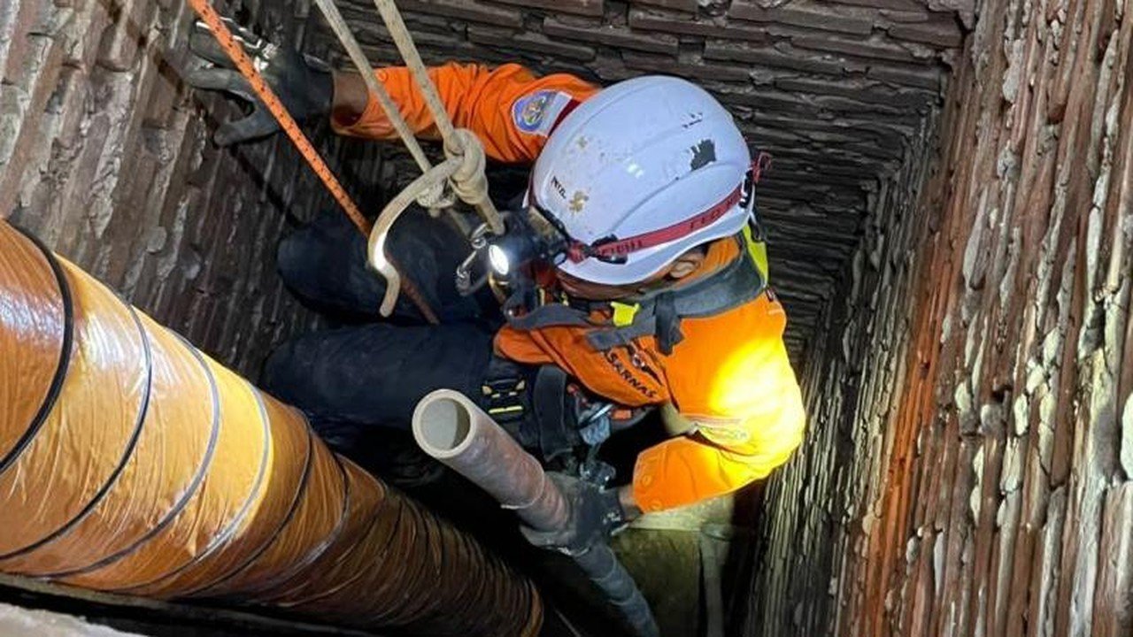 Deni Tertimbun Longsor Saat Gali Sumur 15 Meter di Lebak