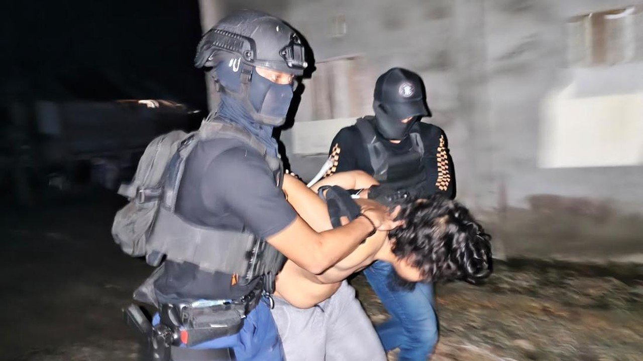 Densus 88 Ungkap Peran 12 Tersangka Terorisme yang Ditangkap di 6 Provinsi