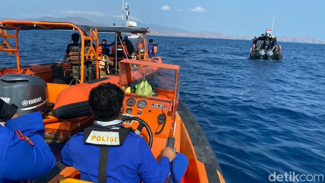Dive Master Hilang Setelah Kapal Pinisi Tenggelam di Taman Nasional Komodo