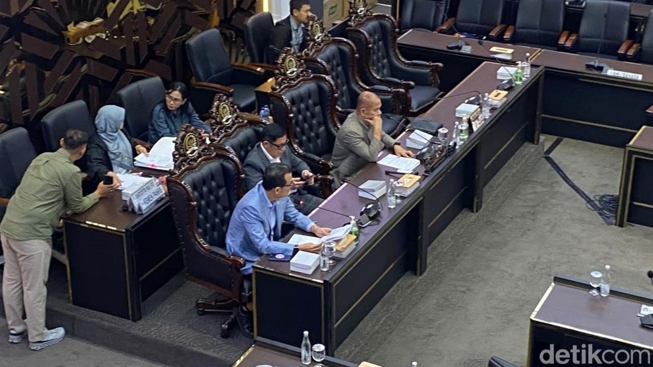 DPR Atur Sanksi Berat untuk Sabotase Pusat Data Nasional dalam RUU SDI