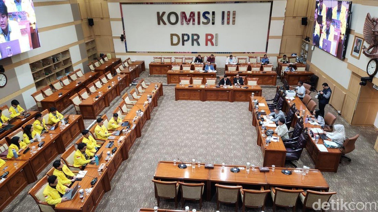 DPR Bentuk Panja RUU Perampasan Aset, Habiburokhman Pimpin Pembahasan