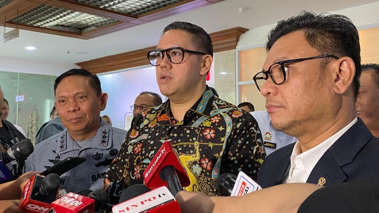 DPR Minta Pengusutan Markas Judi Online di Rumdin TNI Dilakukan Cermat