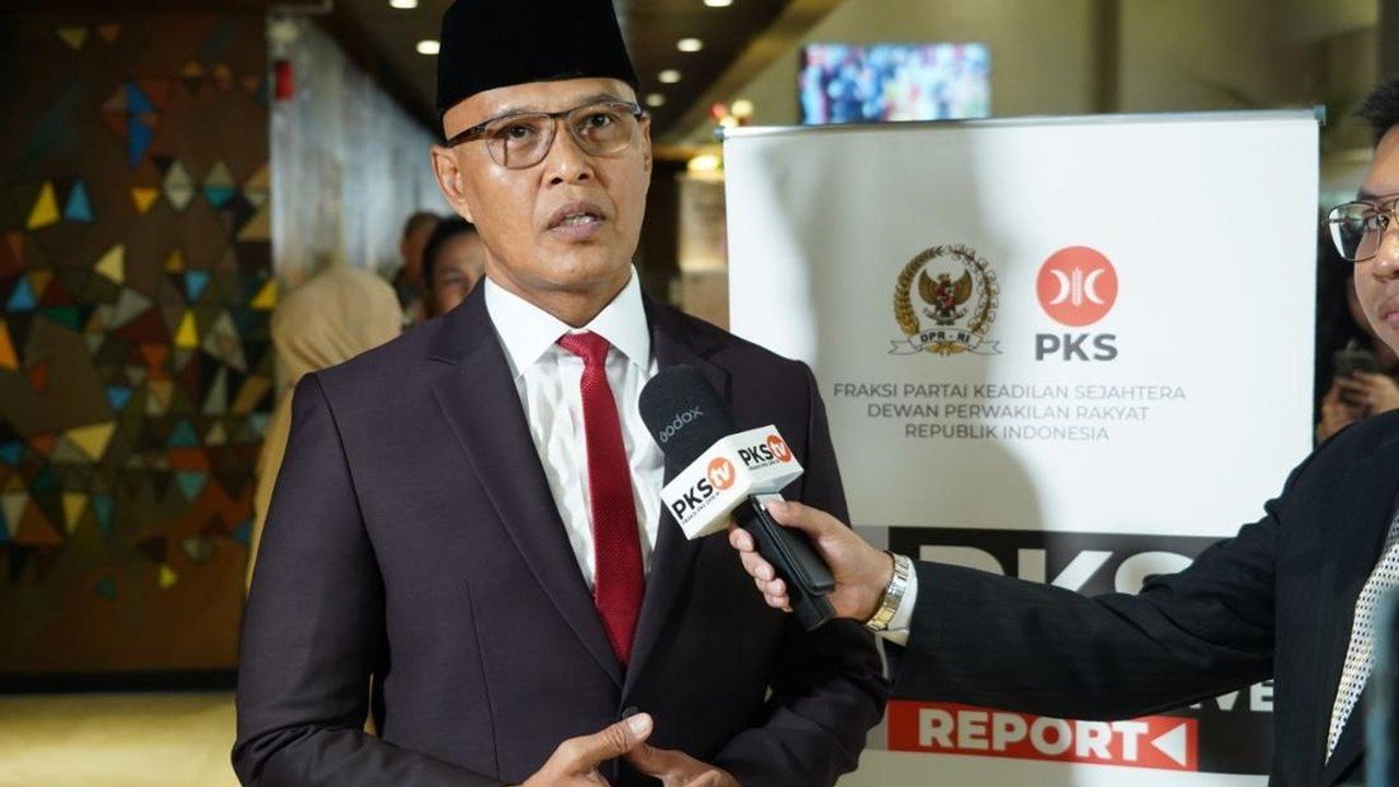 DPR Minta Pengusutan Tuntas Markas Judi Online di Rumdin TNI