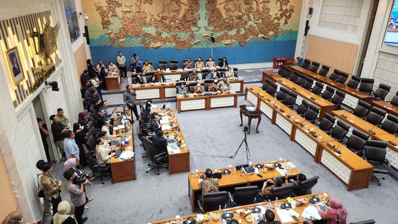 DPR Pilih 5 Anggota Dewan Pengawas RRI Periode 2026-2031, Ini Daftarnya