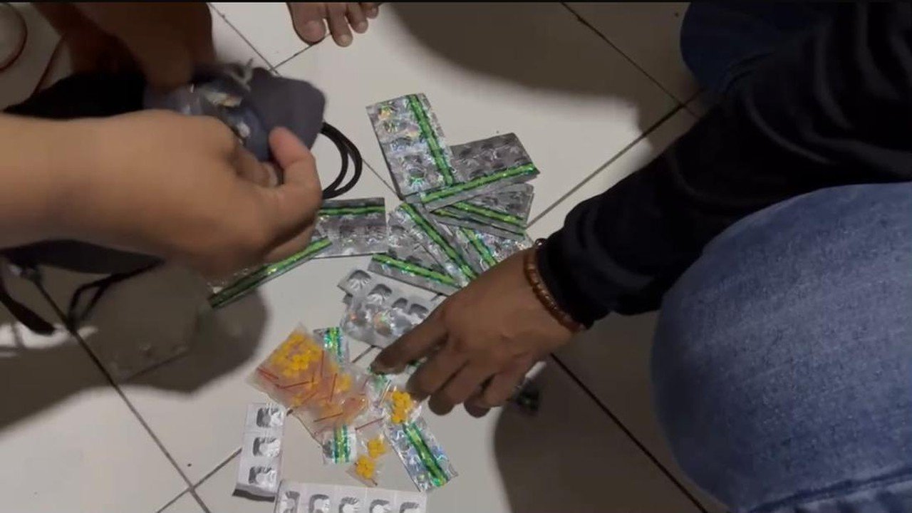 Edarkan 300 Butir Tramadol, Pria di Bogor Ditangkap Saat COD