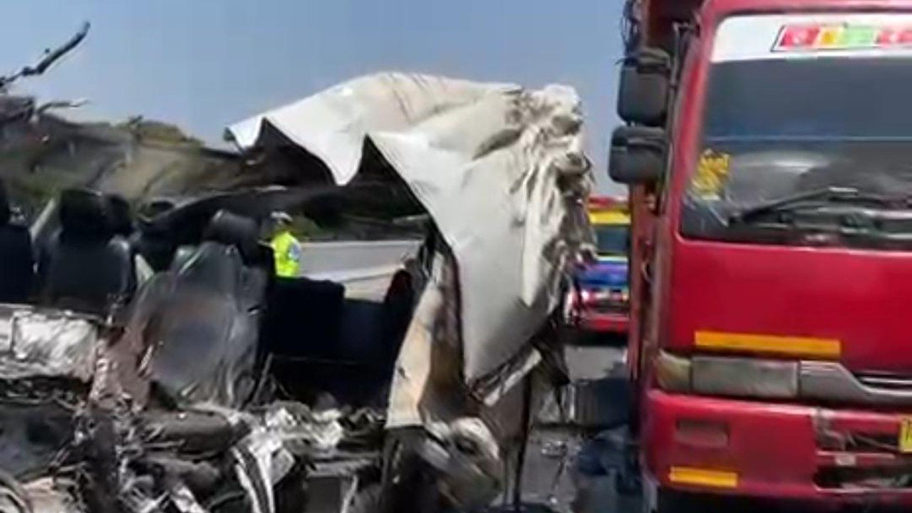 Empat Suporter PSS Sleman Meninggal Dunia Akibat Kecelakaan di Tol Madiun
