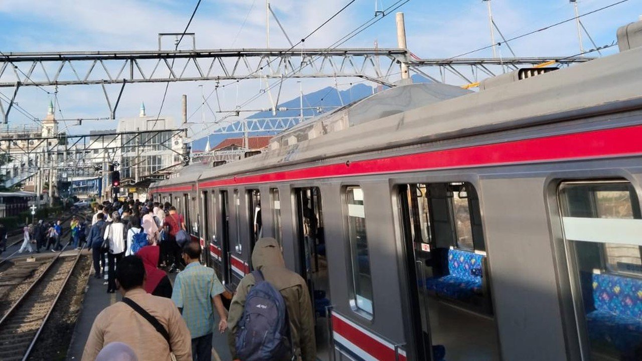 Gangguan Sarana Kereta, 7 Perjalanan KRL Bogor Dibatalkan Pagi Ini