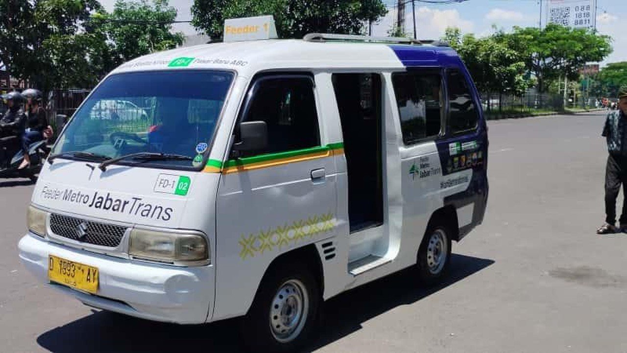 Gubernur Jabar Ajak Insinyur Selesaikan Masalah Transportasi Publik