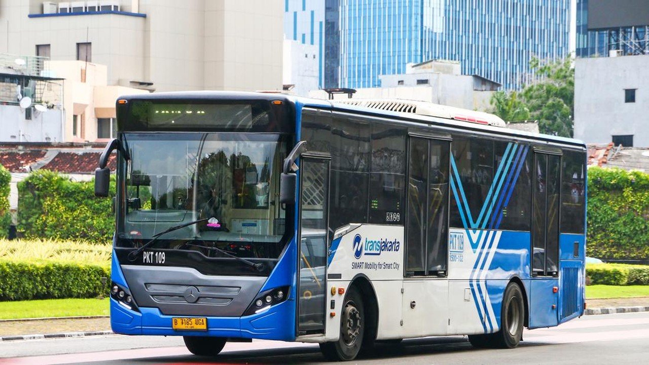 Imbas Aksi Monas, 6 Rute TransJakarta Dialihkan dan Diperpendek