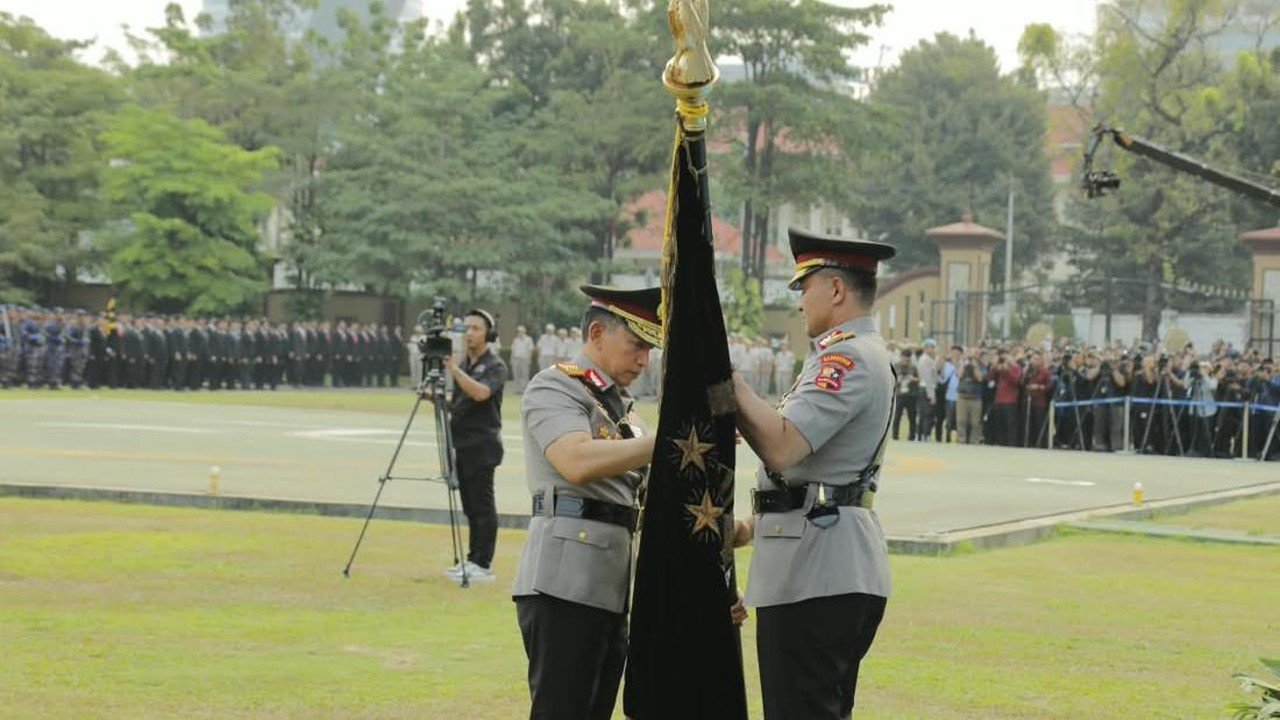 Jenderal Suyudi Ario Seto Pimpin Polri Usai Terima Panji Tribrata