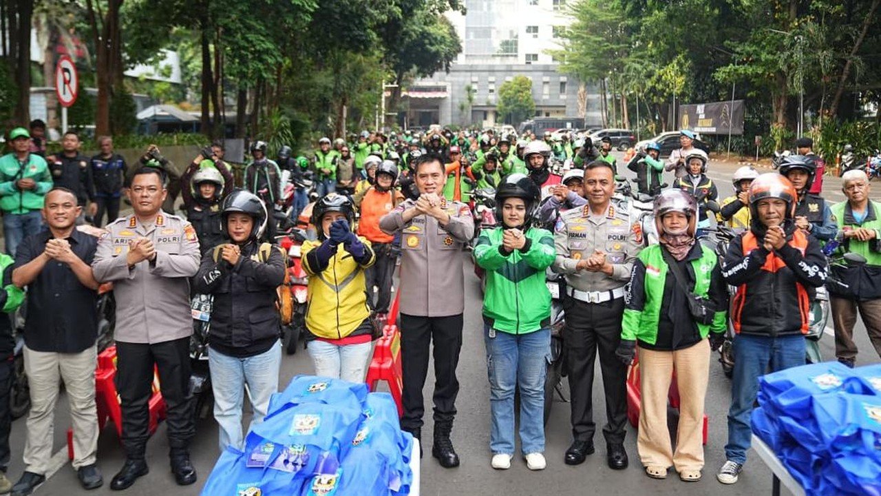 Kapolda Metro Ajak Pengemudi Ojol Prioritaskan Keselamatan dan Kesehatan