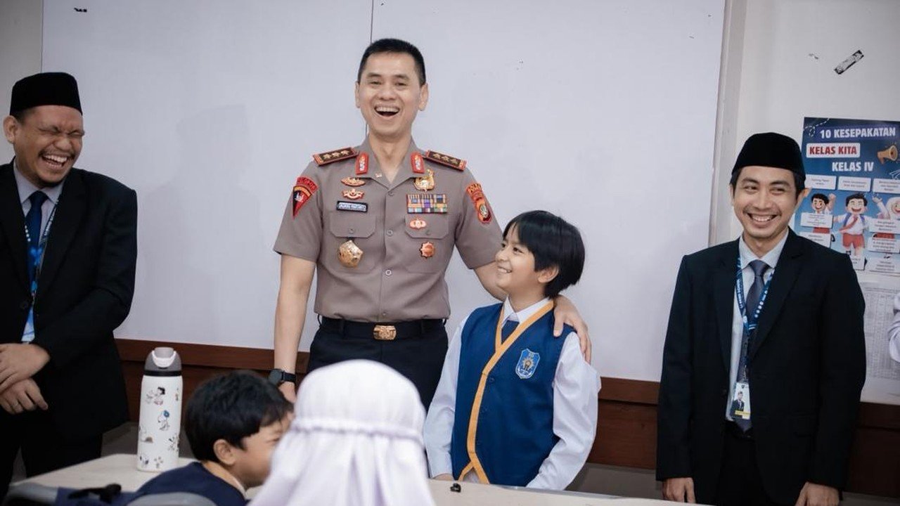 Kapolda Metro Jaya Dorong Literasi AI dan Karakter Anak Lewat Program Pendidikan