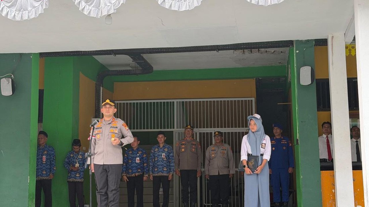 Kapolres Kepulauan Seribu Ingatkan Bahaya Narkoba dan Judi Online di SMAN 69 Jakarta