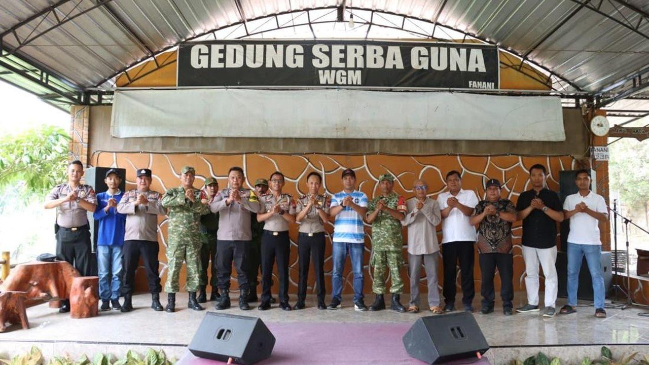 Kapolres Malang Blusukan ke Desa Sukolilo, Dengarkan Langsung Aspirasi Warga