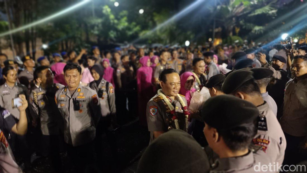 Komjen Dadang Hartanto Jabat Kapolda Metro Jaya, Asep Edi Suheri Naik Jabatan Jadi Irwasum Polri