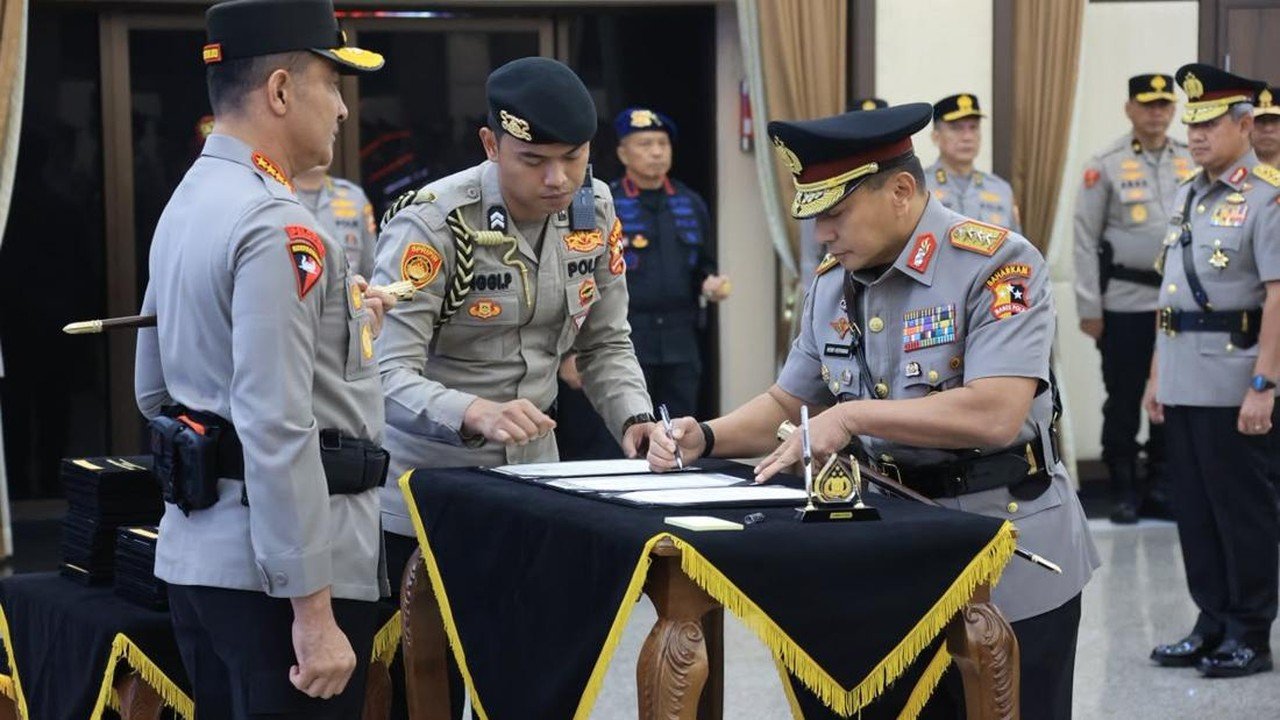 Komjen Herry Heryawan Resmi Dilantik Jadi Kabaharkam Polri, Siap Jaga Keamanan Masyarakat