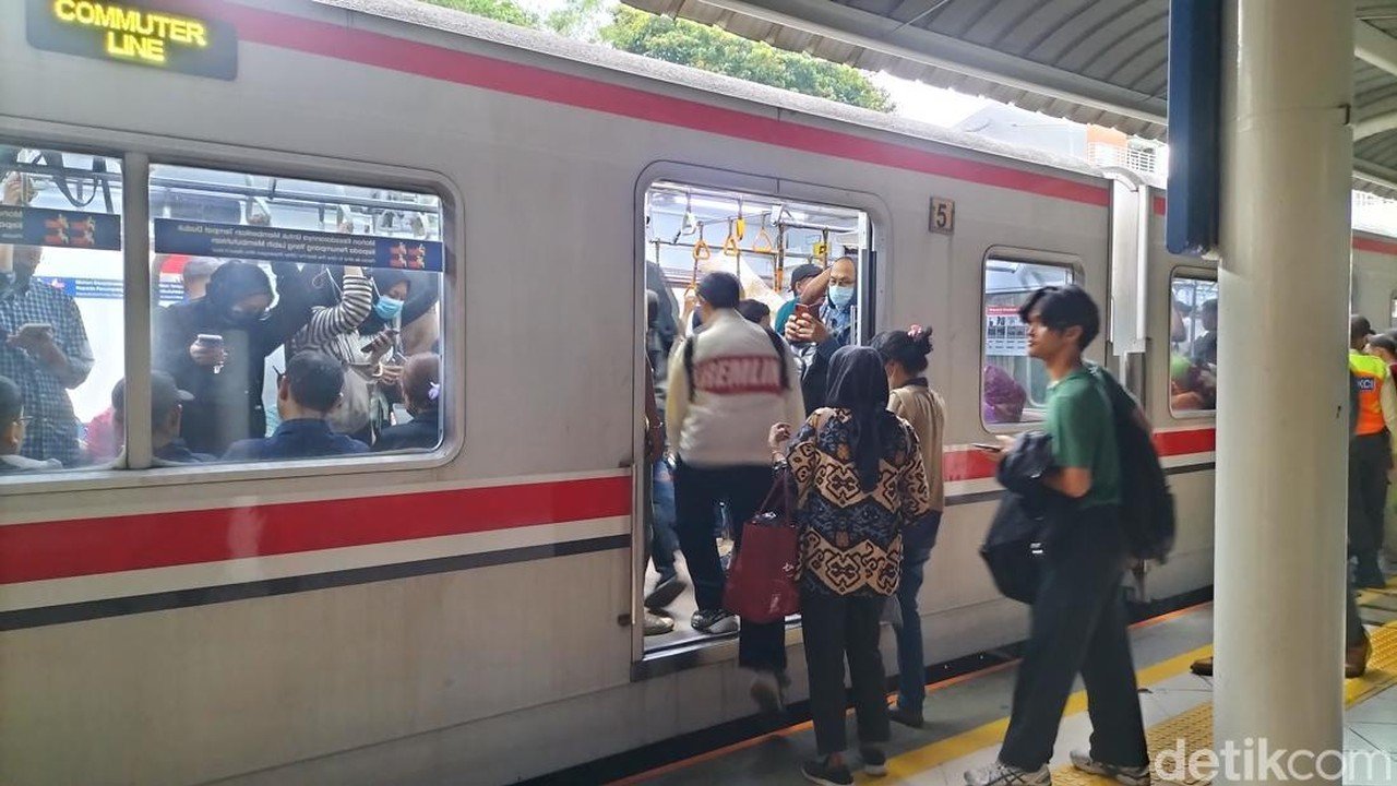 KRL Lolos Stasiun Sudirman, Masinis Jalani Pemeriksaan Intensif