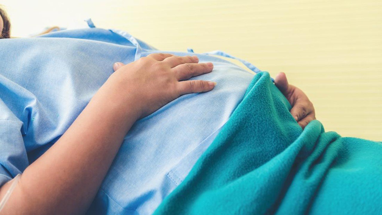 Kronologi Lengkap Ibu Melahirkan di Depok, Bayi Meninggal Rahim Diangkat