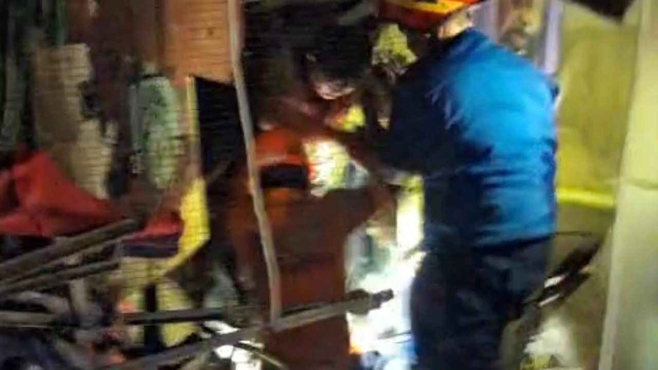 Ledakan Pasar Cimanggis: Dentuman Keras Guncang Tangsel, Ruko Rusak Parah