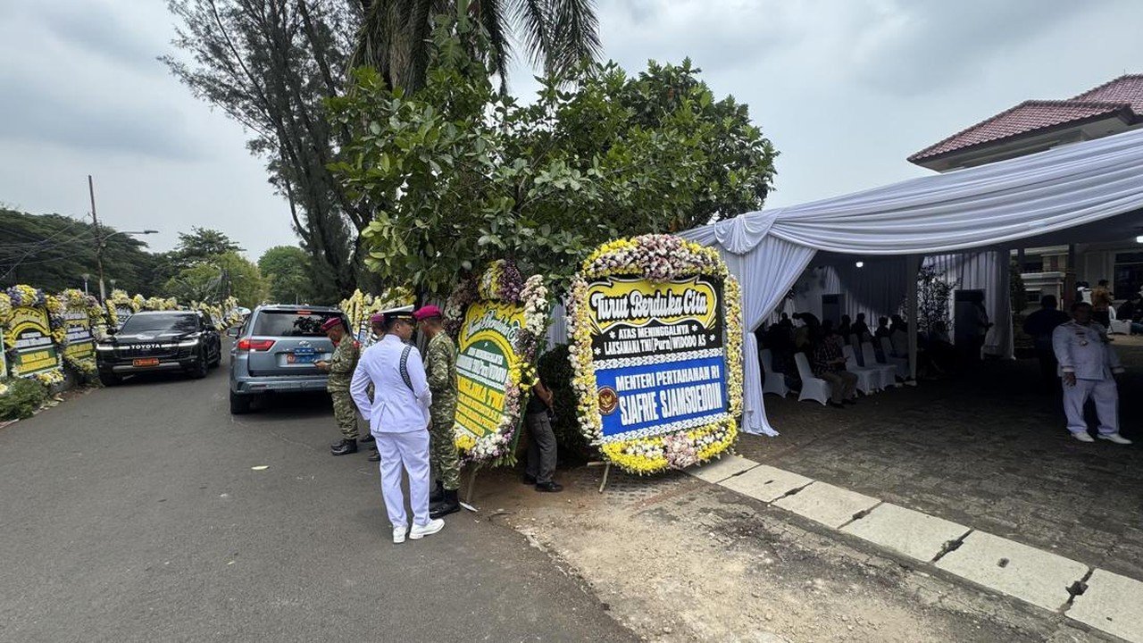 Mantan Panglima TNI Laksamana (Purn) Widodo AS Meninggal Dunia, Rumah Duka Banjir Pelayat dan Karangan Bunga