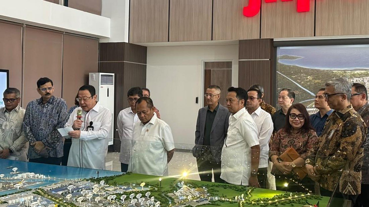 Menperin Minta JIIPE Tingkatkan Serapan Pekerja Lokal