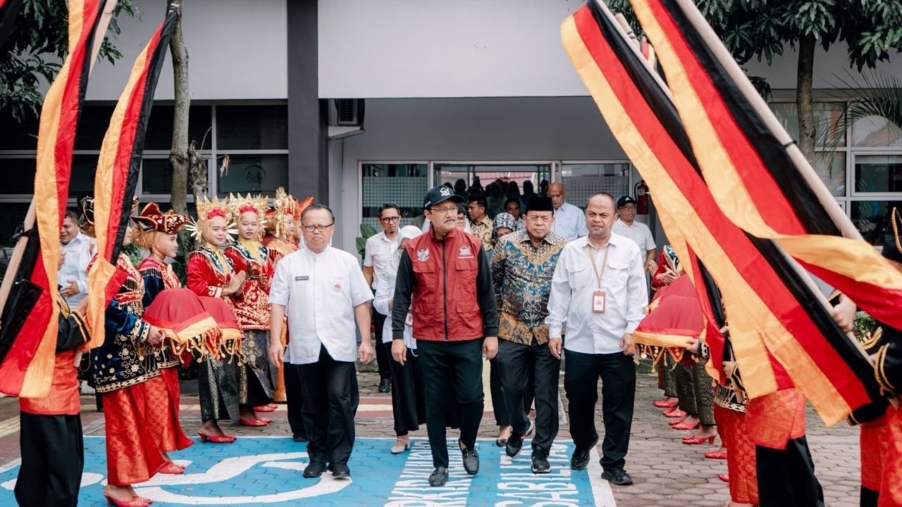 Mensos Minta Wali Asuh Sekolah Rakyat Jadi Kompas Moral Siswa