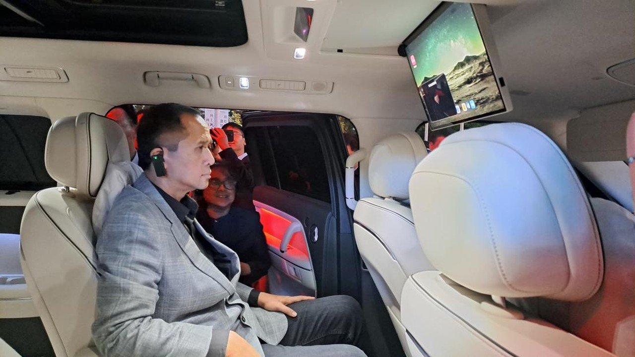 Menteri Iftitah Kagum Proses Produksi Otomotif China, Ingin Tiru Pengembangan SDM