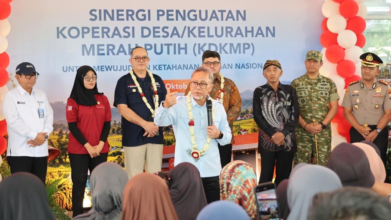 Menteri Pantau Koperasi Merah Putih, Pedagang Kecil Nikmati Harga Terjangkau