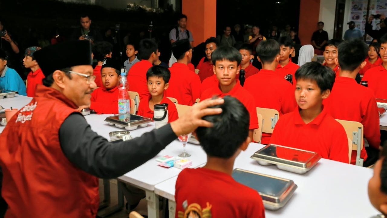 Menteri Sosial Ajak Ratusan Siswa Sekolah Rakyat Ikrar Tolak Perundungan
