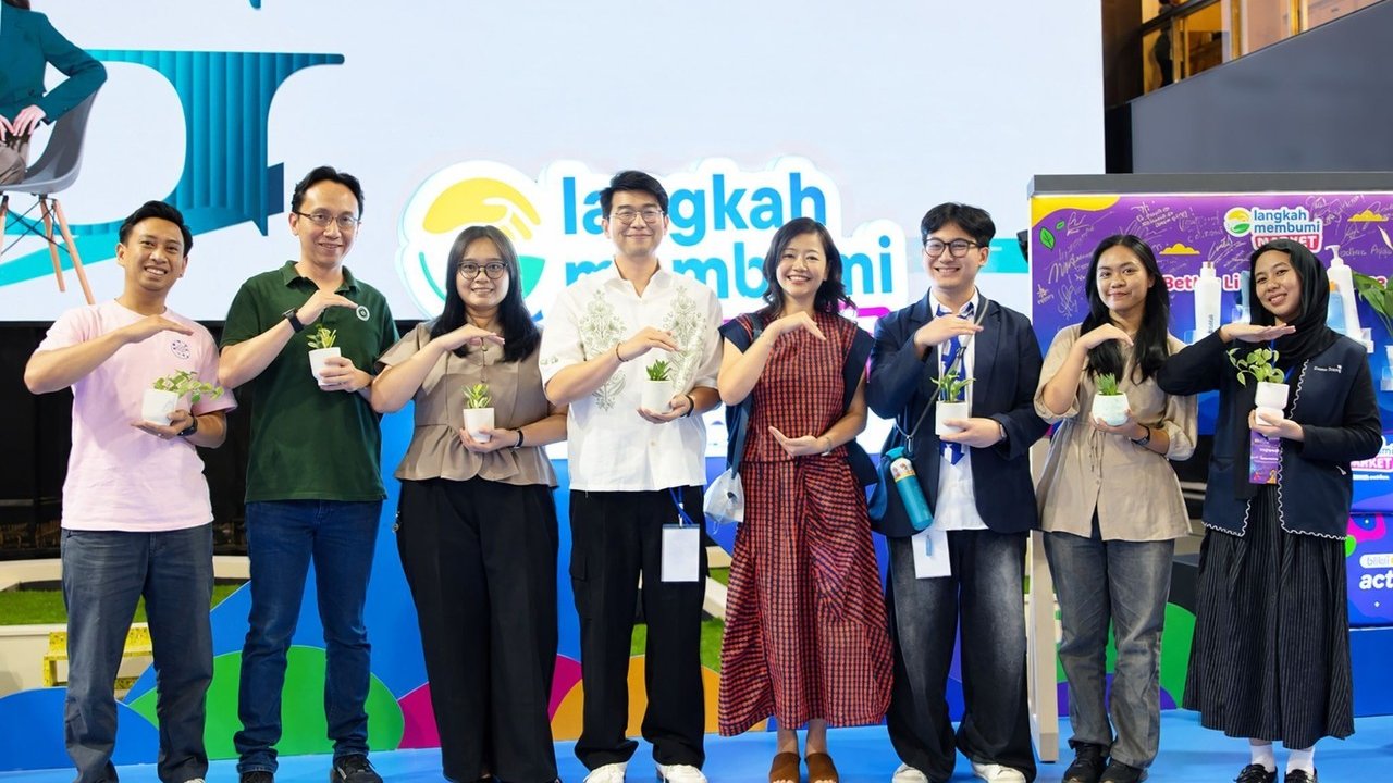 ParagonCorp Kumpulkan Ribuan Kemasan Kosong Lewat Program Ambil Kembali