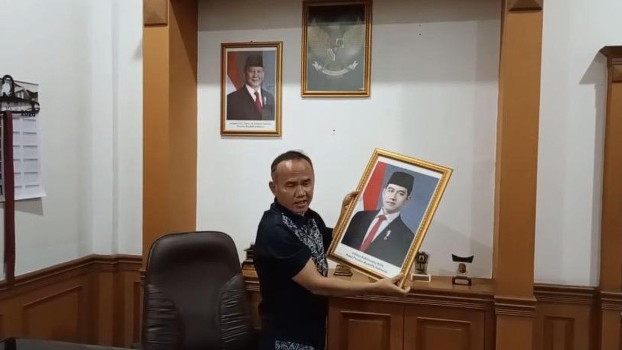 PDIP Jabar Tegaskan Penurunan Foto Gibran oleh Kadernya adalah Sikap Personal