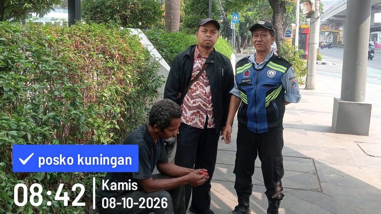 Pengemis di JPO Rasuna Said Dibawa ke Panti Sosial Usai Viral