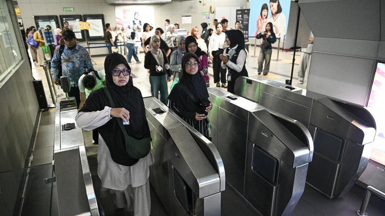 Pengguna Transportasi Publik Jakarta Tembus 368 Juta, Cerminan Peralihan dari Kendaraan Pribadi