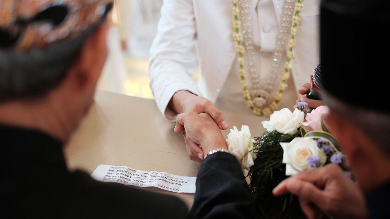Penghulu Marah ke Fotografer, Kemenag: Akad Nikah Harus Khidmat dan Profesional
