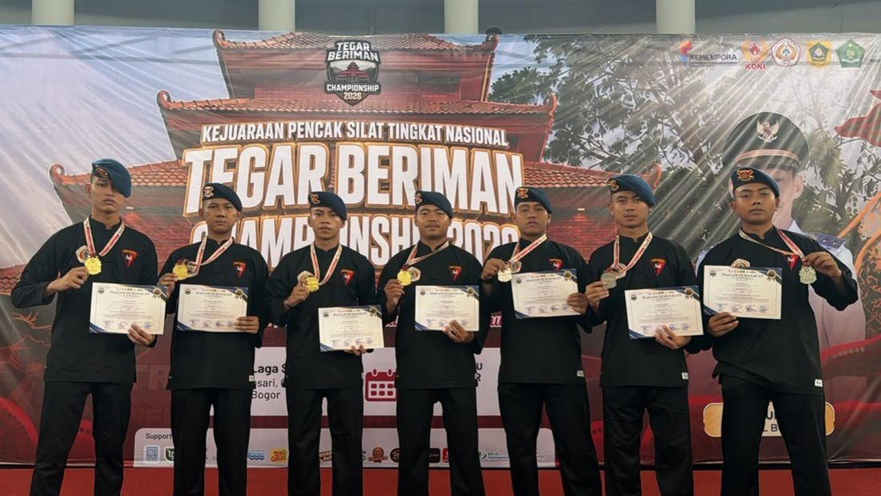 Personel Brimob Polda Metro Raih 7 Medali di Kejuaraan Pencak Silat Bogor