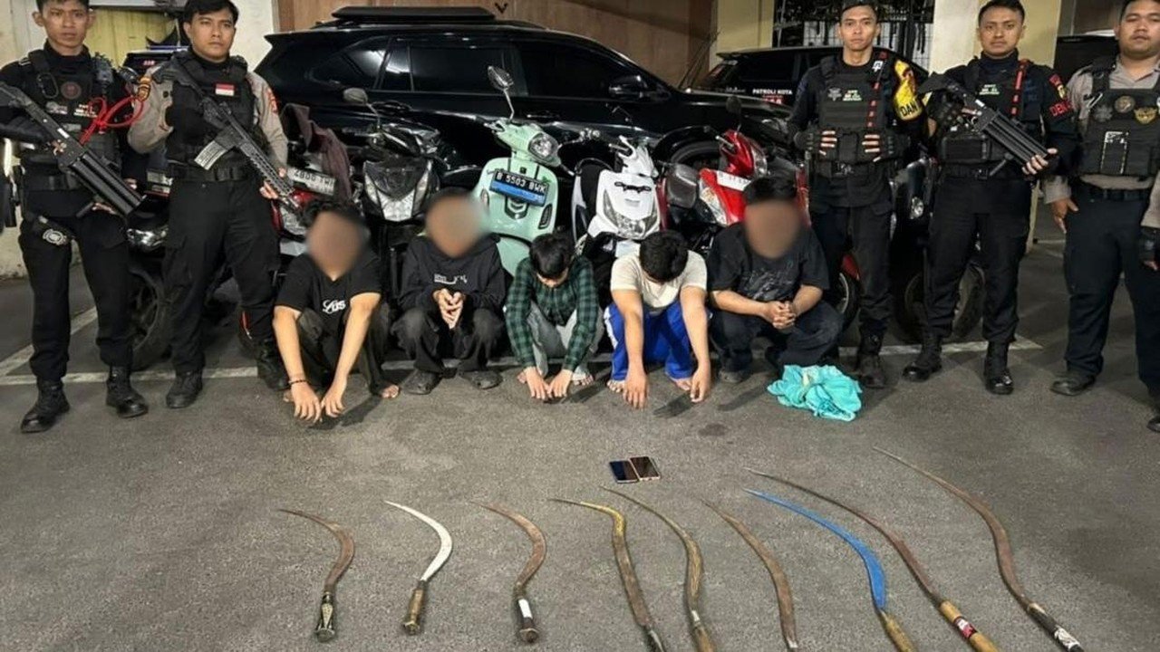 Polda Metro Jaya Gagalkan Tawuran di Pondok Bambu, Sita 9 Celurit