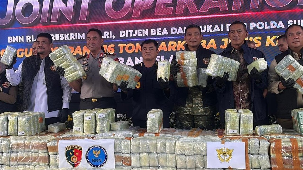 Polri dan BNN Gagalkan Penyelundupan 1,1 Ton Ketamin dari Malaysia