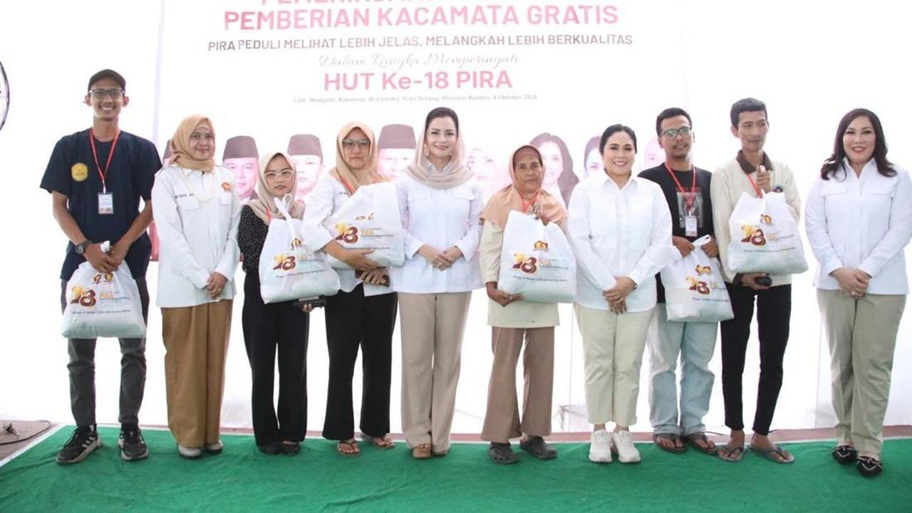 PP PIRA Serang Gelar Bakti Sosial: 500 Kacamata Gratis dan Pemeriksaan Mata