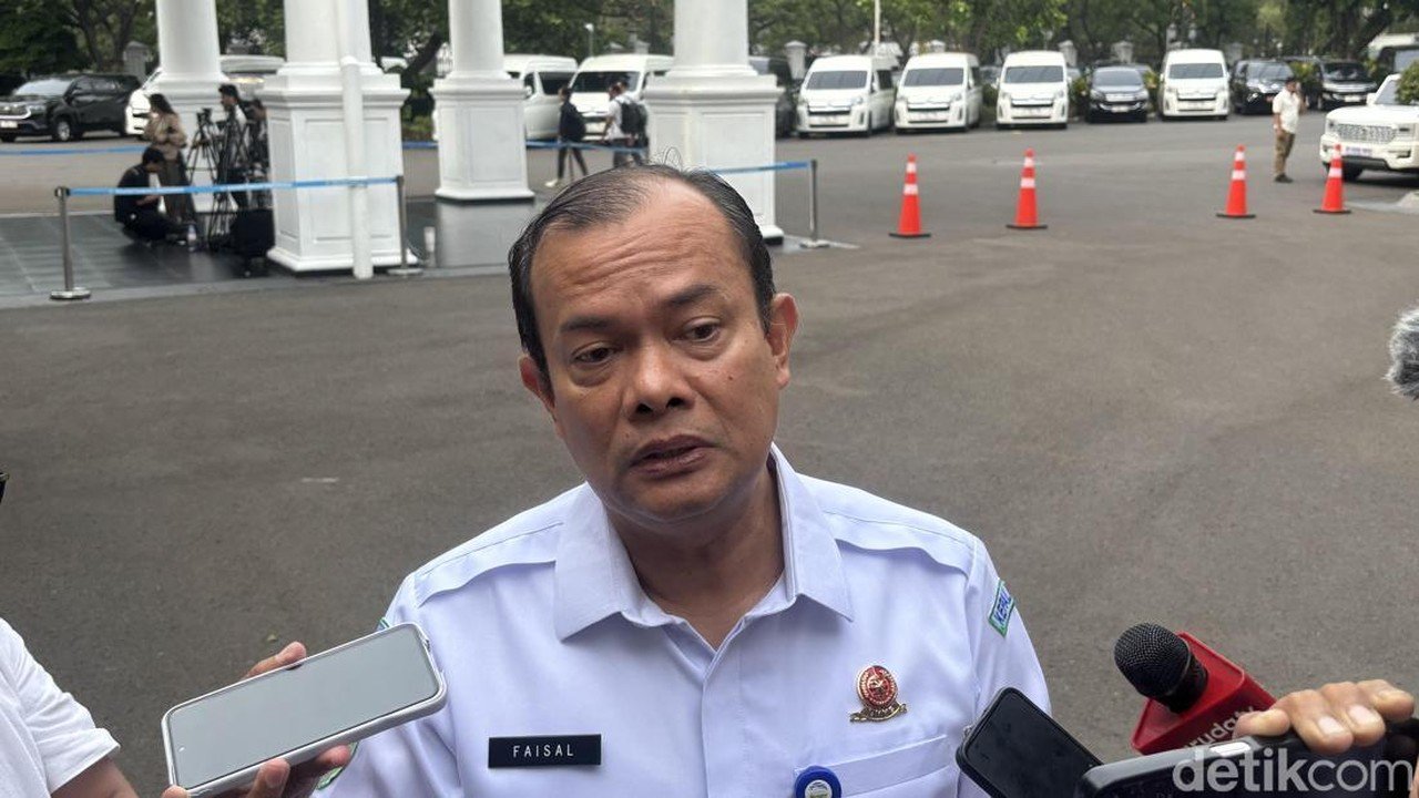 Prabowo Gelar Rapat Koordinasi Penanganan Karhutla dan Mitigasi Bencana