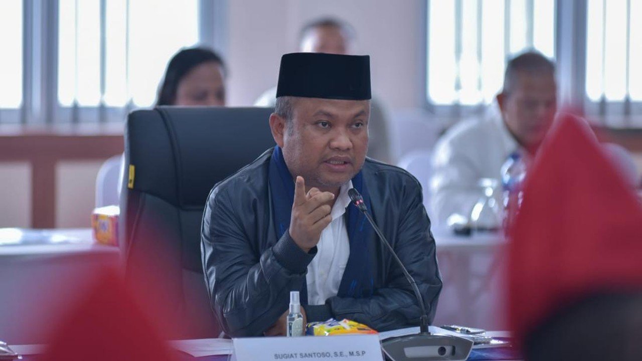 Prabowo Lantik Syahganda Nainggolan Jadi Kepala Bakom, DPR Optimistis Perbaiki Komunikasi Publik