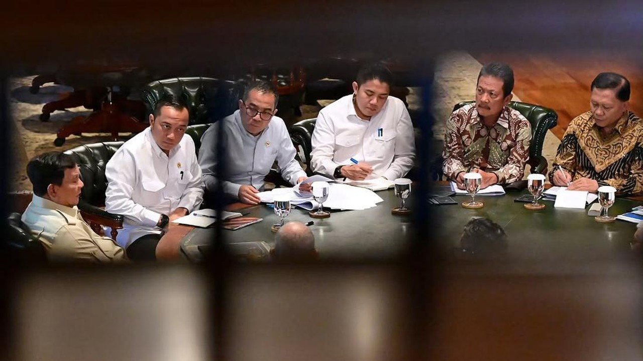 Prabowo Minta Laporan Progres Pembangunan Kampung Nelayan Merah Putih