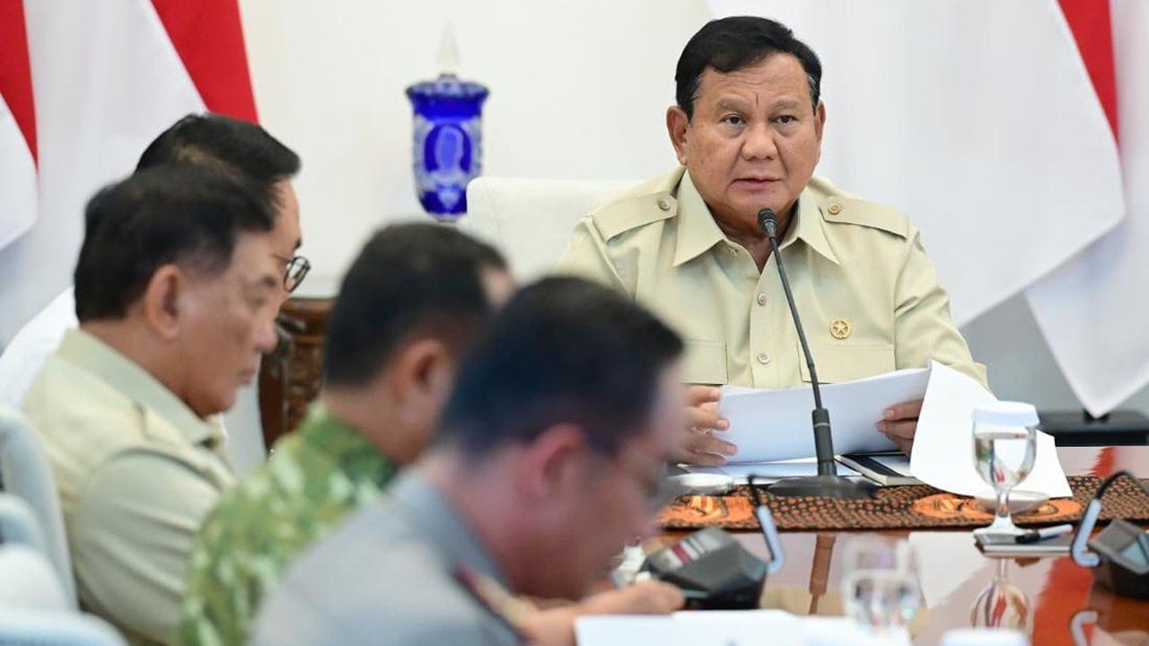 Prabowo Perintahkan Penanganan Karhutla Tanjung Puting Jadi Prioritas Utama