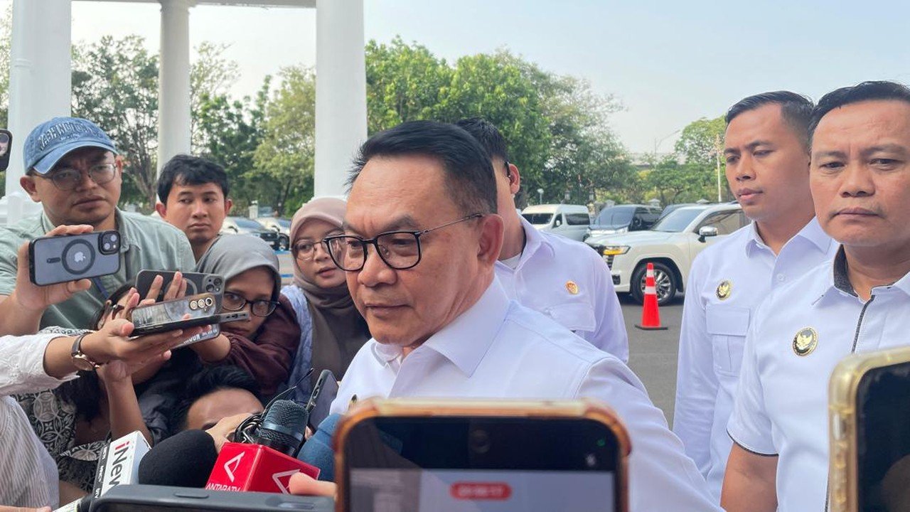 Presiden Prabowo Gelar Rapat Darurat Penanganan Karhutla Bersama Jajaran Keamanan