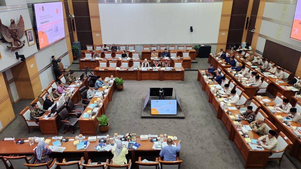 Rapat DPR dan Pemerintah Finalisasi Biaya Haji 2027, Jemaah Bayar Rp 54,6 Juta