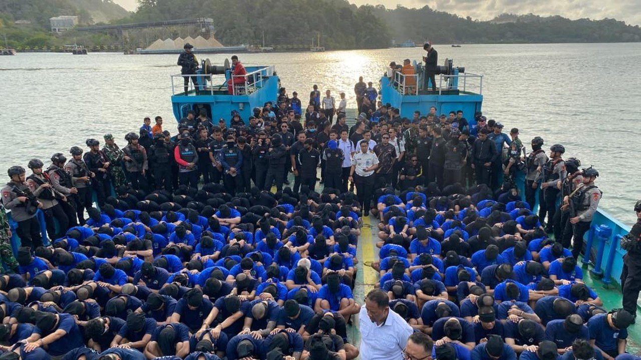 Ratusan Napi Dipindah ke Nusakambangan, Termasuk Tersangka Pesta Sabu Depok