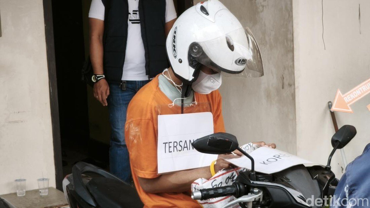 Rekonstruksi Pembunuhan Mozza Axillia: 55 Adegan dari Kos Hingga Pembuangan Jenazah